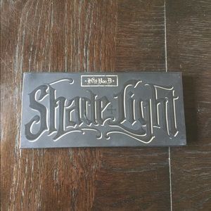 KAT VON D Shade + Light Face Contour Palette